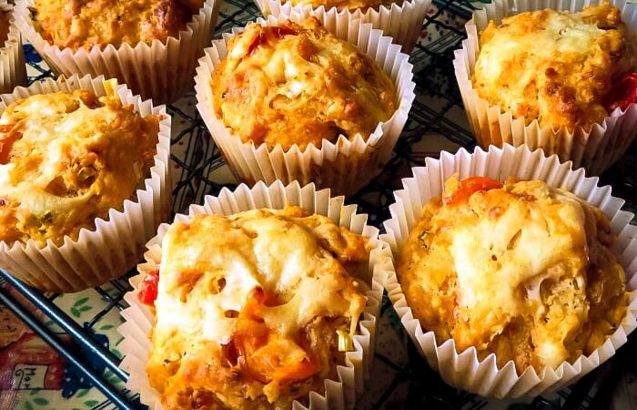 Appetizing Lunch Box Pizza Muffins | Marie Rayner